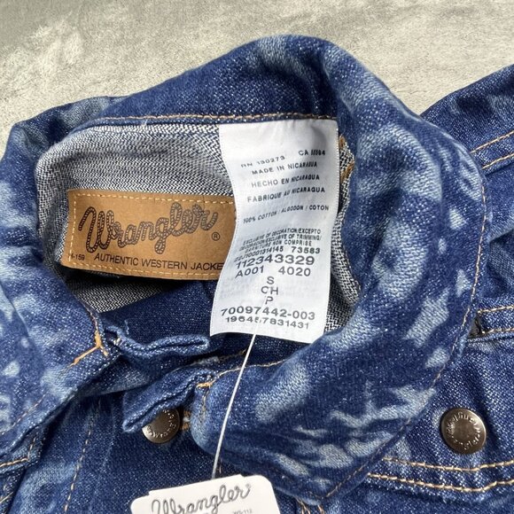 Wrangler x Deadfellaz Trucker Jacket Men's Small Blue DFZ All Over Print Denim - Picture 3 of 10